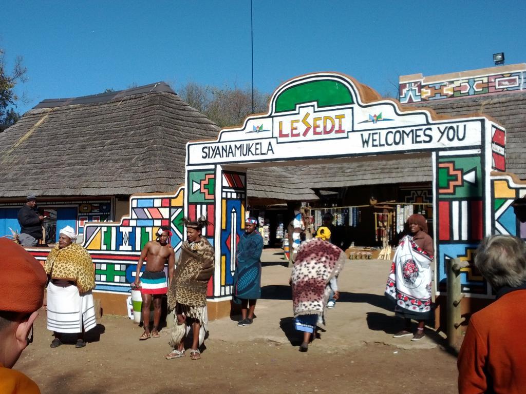 Midrand Guesthouse - Tasa Eksteriør billede
