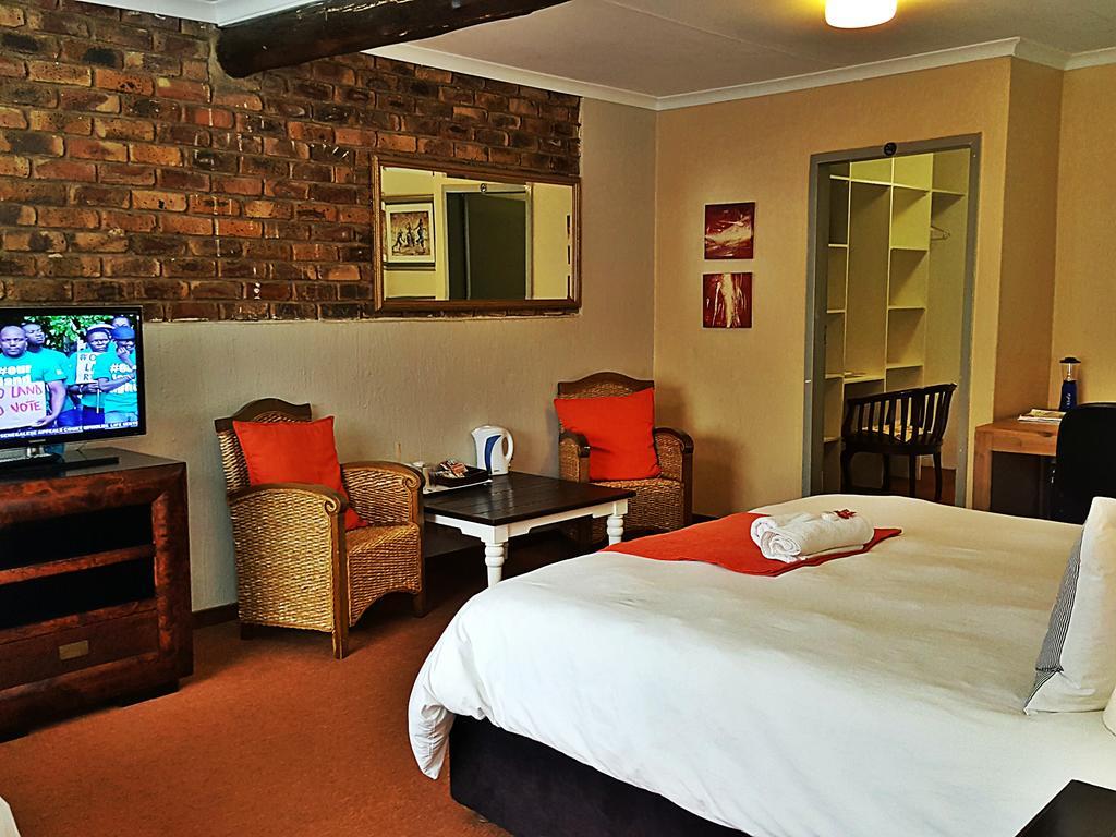 Midrand Guesthouse - Tasa Eksteriør billede