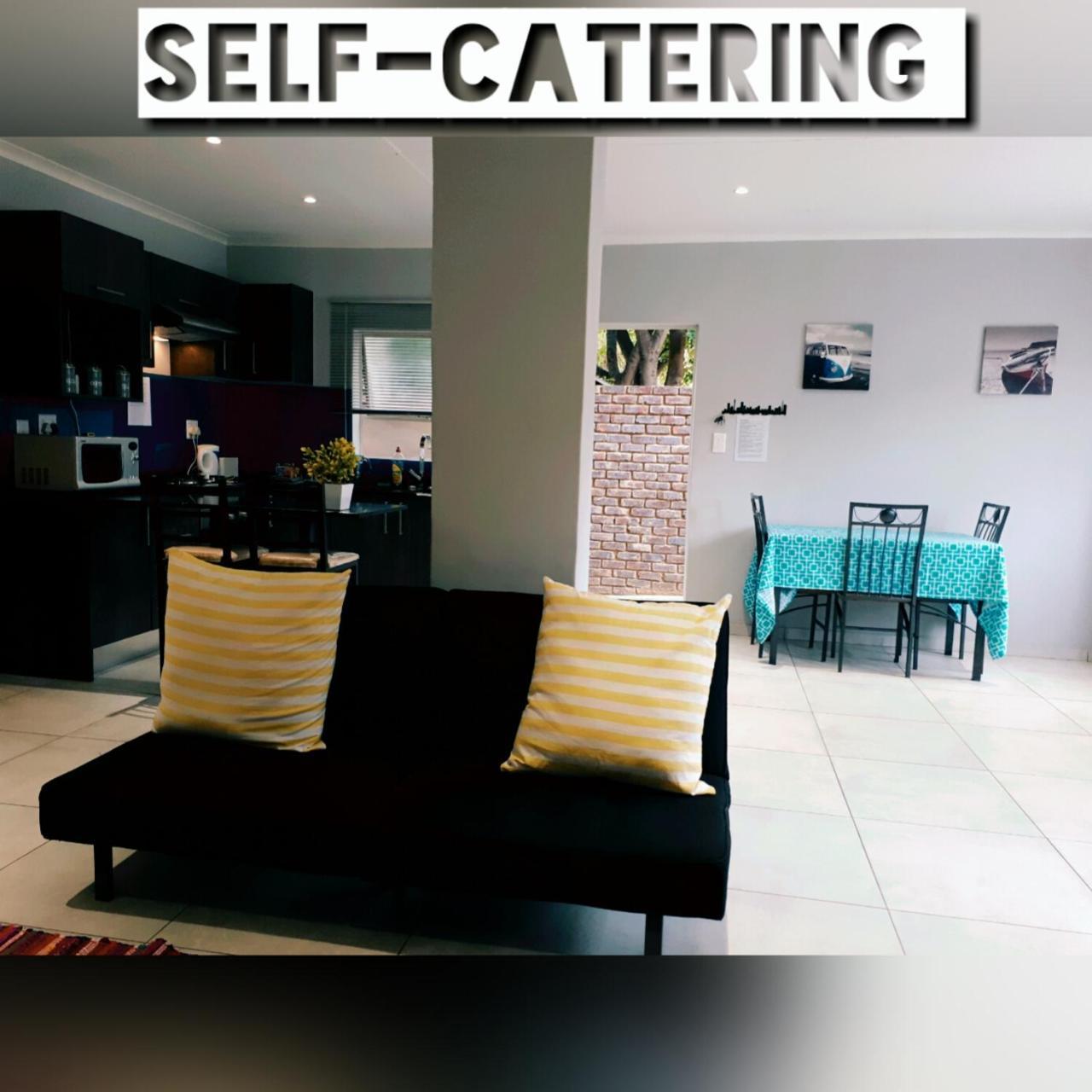 Midrand Guesthouse - Tasa Eksteriør billede