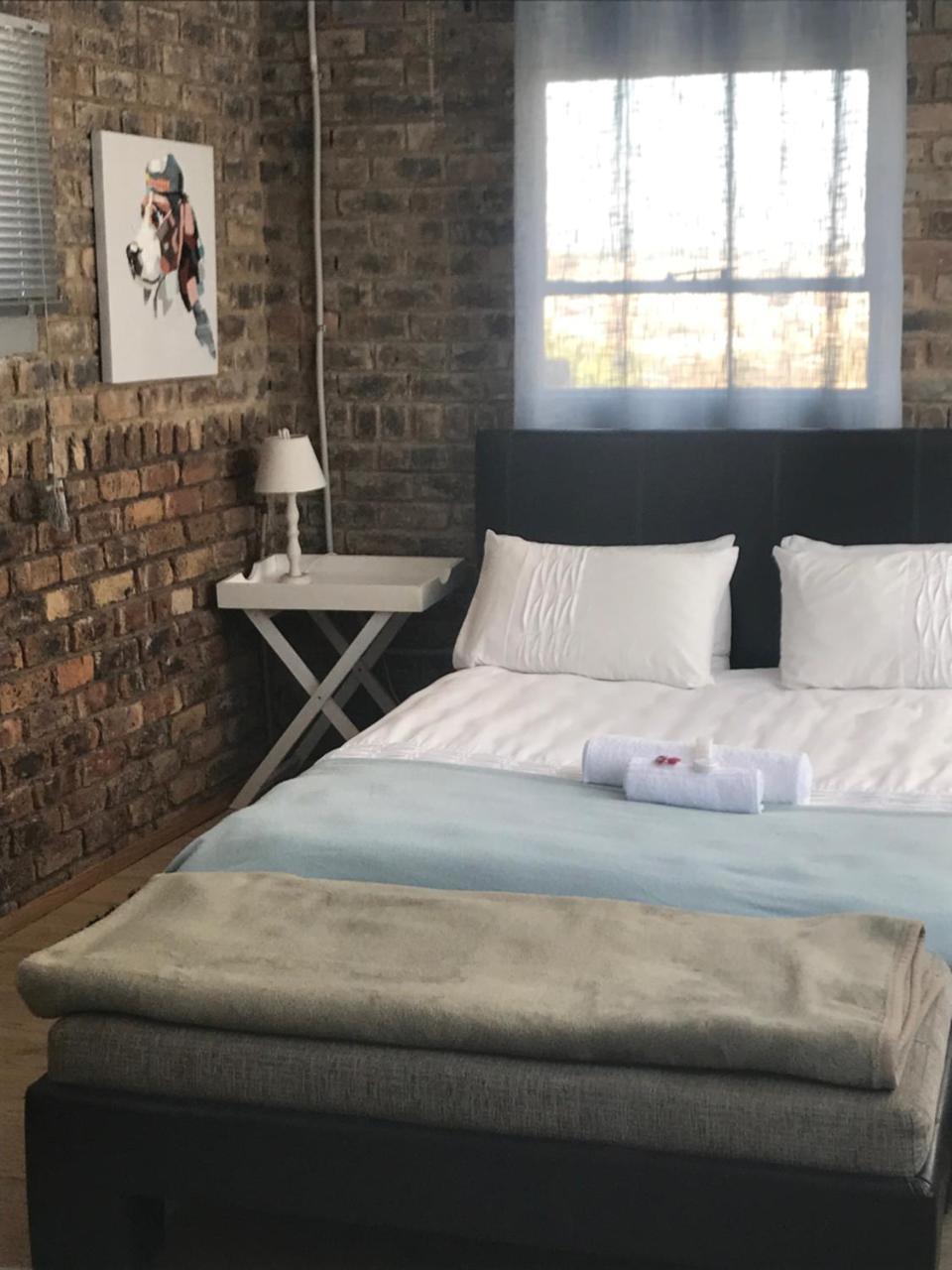 Midrand Guesthouse - Tasa Eksteriør billede